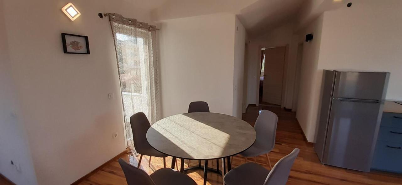 Apartmani Rita Slatine Eksteriør bilde